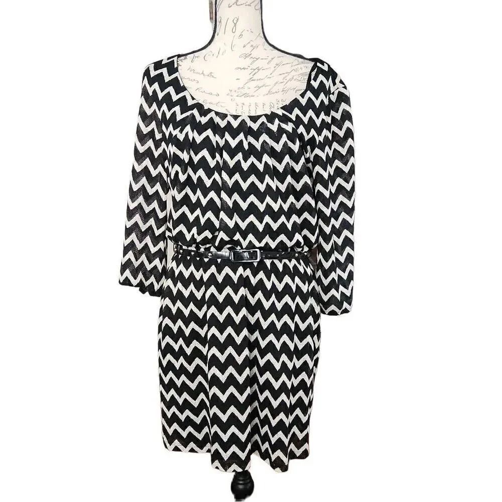 City Triangles Women's Size XL Black Ivory ZigZag Pattern Blouson Belted Dress
